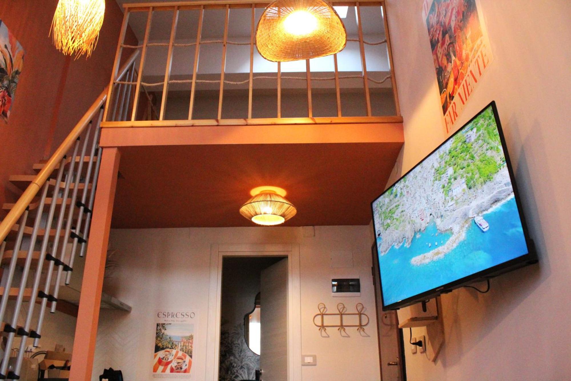 Mediterraneo Loft - Fabrique - Santa Giulia Hockey Arena - 20 Minutes From Duomo Mailand